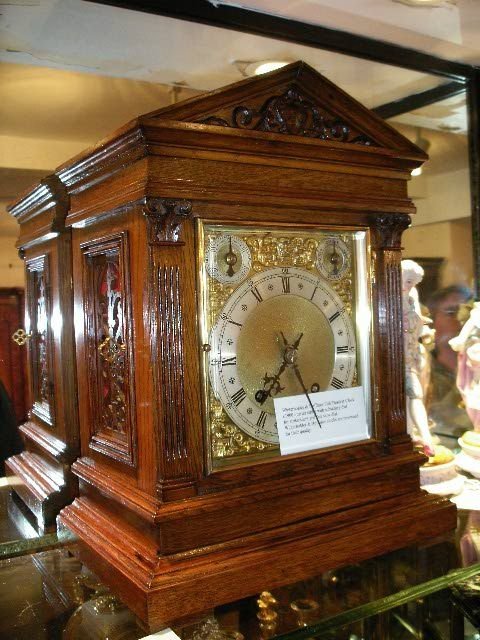 Mantle Clock